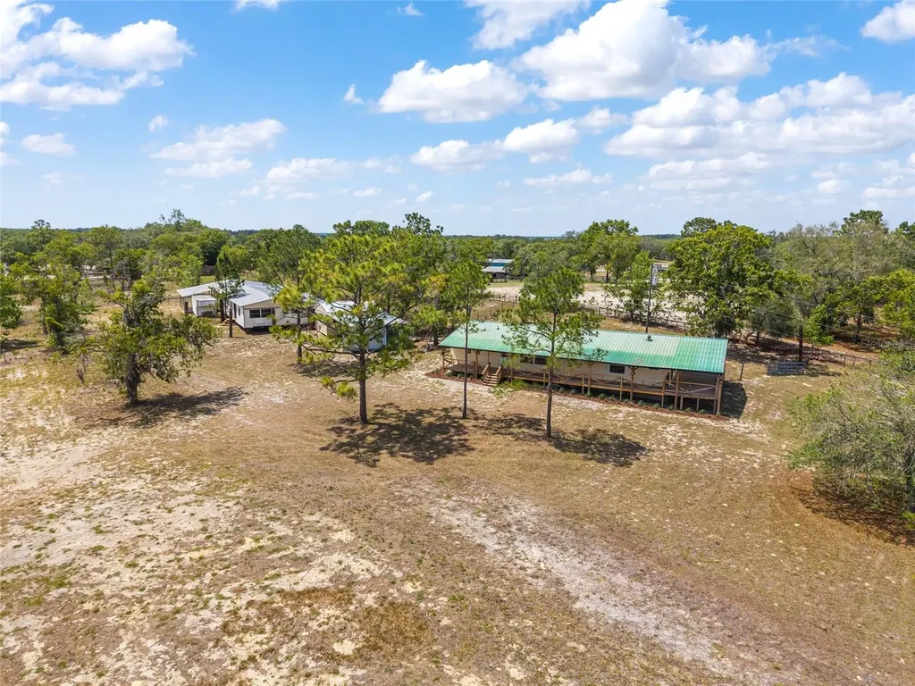 9950 SE 136th Terrace Dunnellon FL 34431
