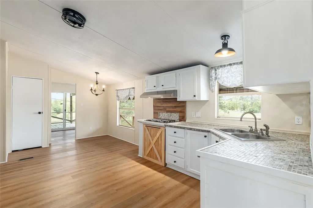9950 SE 136th Terrace Dunnellon FL 34431