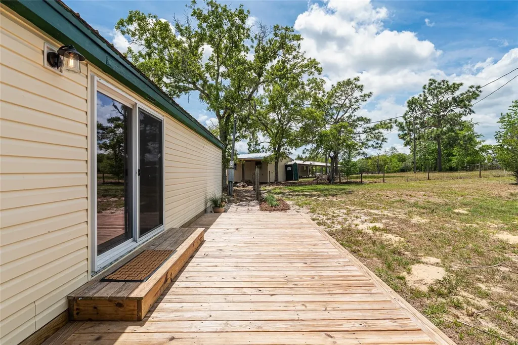 9950 SE 136th Terrace Dunnellon FL 34431