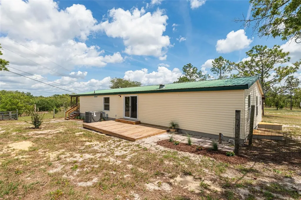 9950 SE 136th Terrace Dunnellon FL 34431