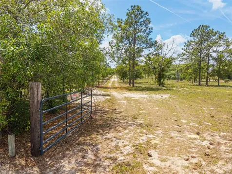 9950 SE 136th Terrace Dunnellon FL 34431
