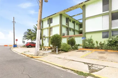 10 Calle Covalle Gandia Street Arecibo PR 00612