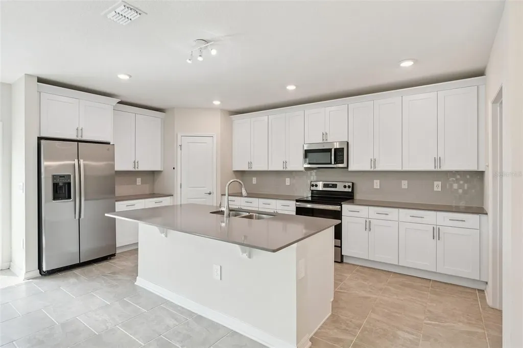 2932 Muller Oak Loop Ocoee FL 34761
