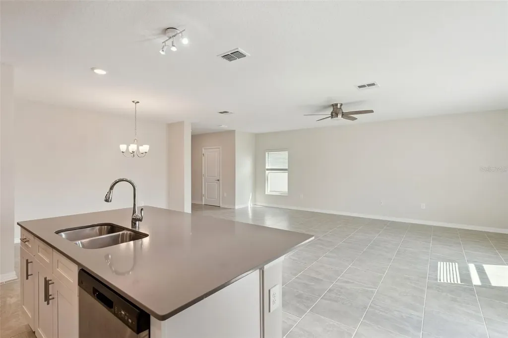 2932 Muller Oak Loop Ocoee FL 34761