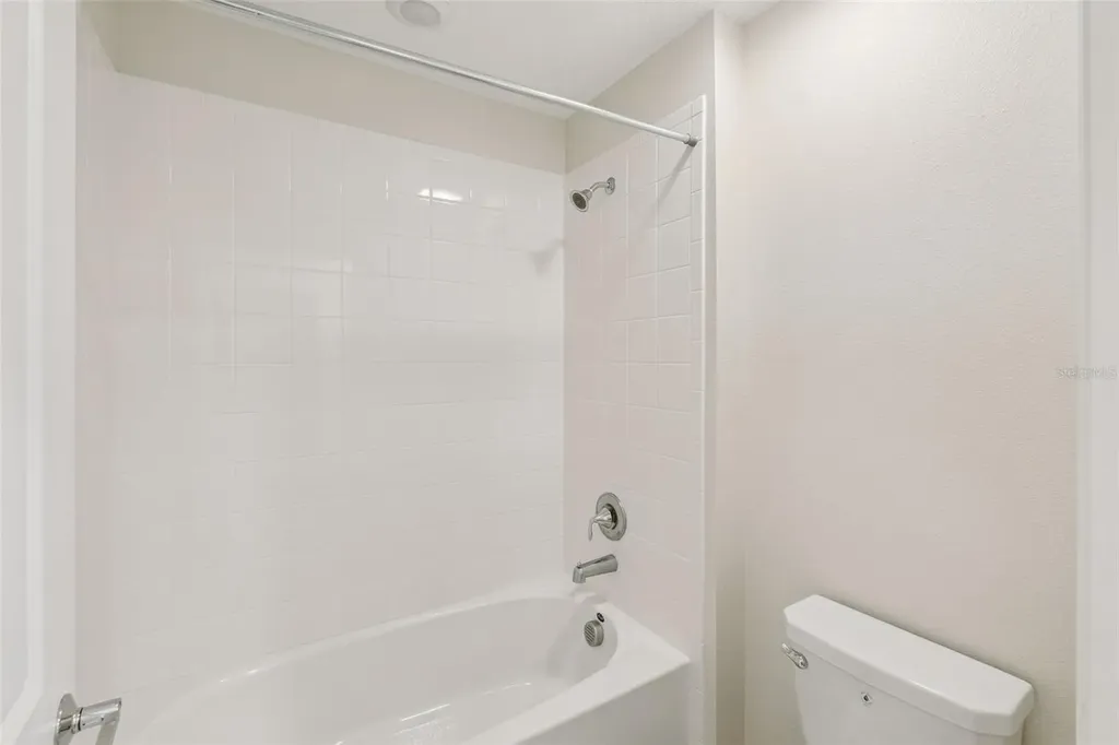 2932 Muller Oak Loop Ocoee FL 34761