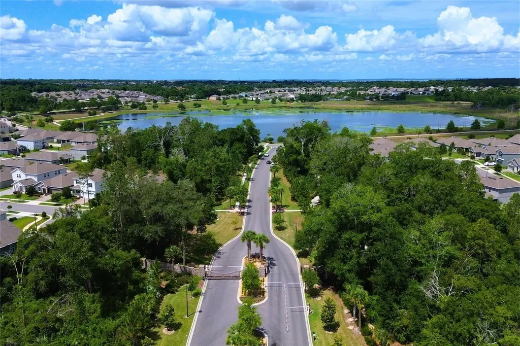 2932 Muller Oak Loop Ocoee FL 34761