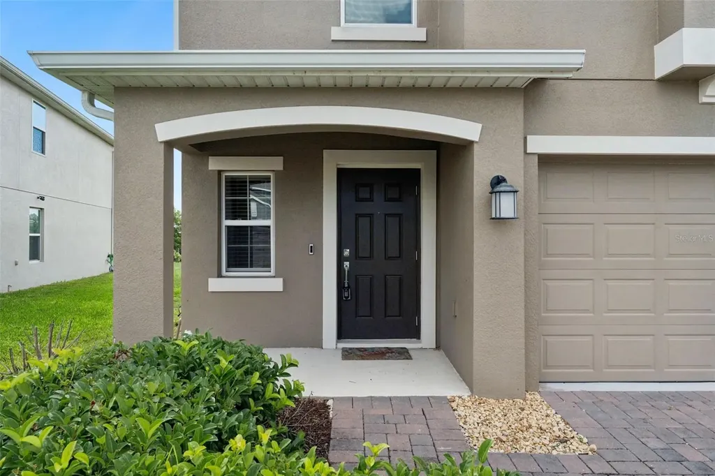 2932 Muller Oak Loop Ocoee FL 34761