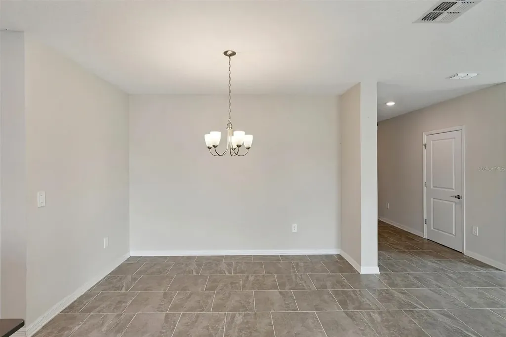 2932 Muller Oak Loop Ocoee FL 34761