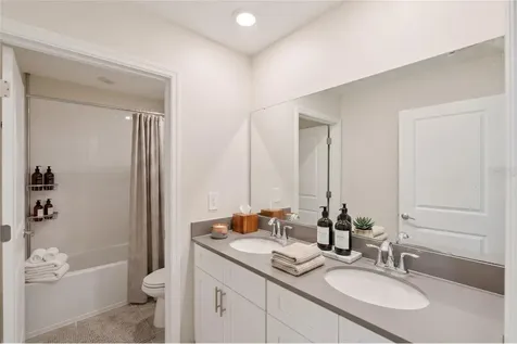 2932 Muller Oak Loop Ocoee FL 34761