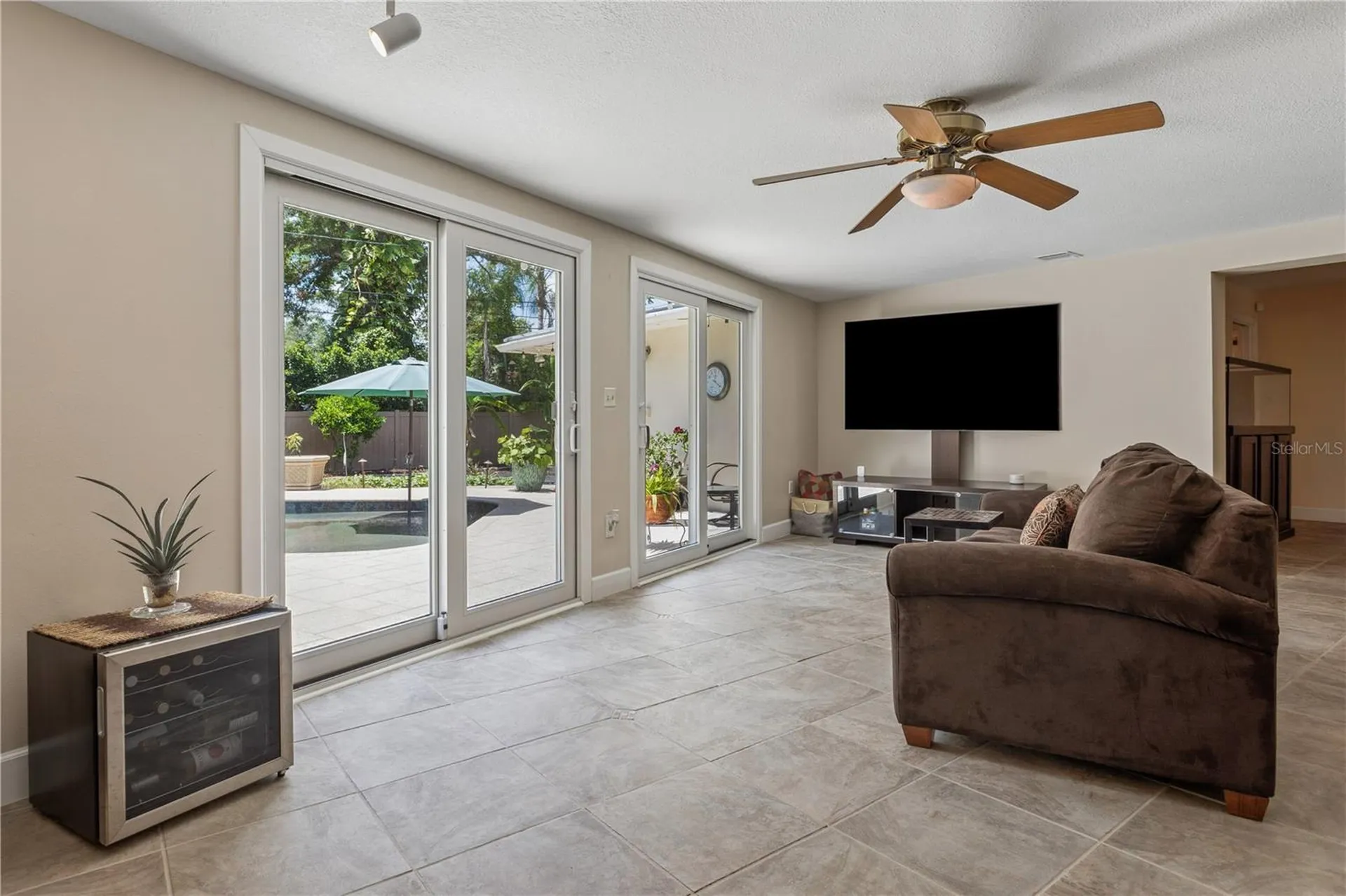 1883 Oakdale Lane N Clearwater FL 33764