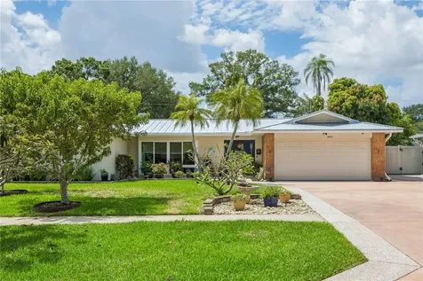 1883 Oakdale Lane N Clearwater FL 33764