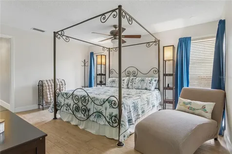 1883 Oakdale Lane N Clearwater FL 33764