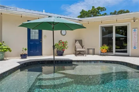 1883 Oakdale Lane N Clearwater FL 33764