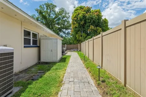 1883 Oakdale Lane N Clearwater FL 33764