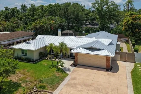 1883 Oakdale Lane N Clearwater FL 33764