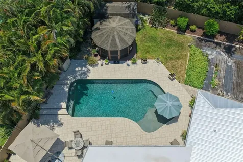 1883 Oakdale Lane N Clearwater FL 33764