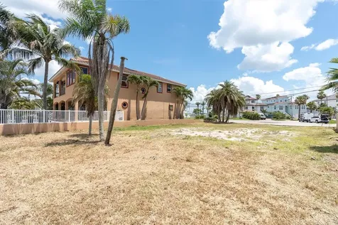 852 Bay Point Drive Madeira Beach FL 33708