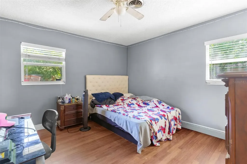 14407 Lake Junietta Drive Tavares FL 32778