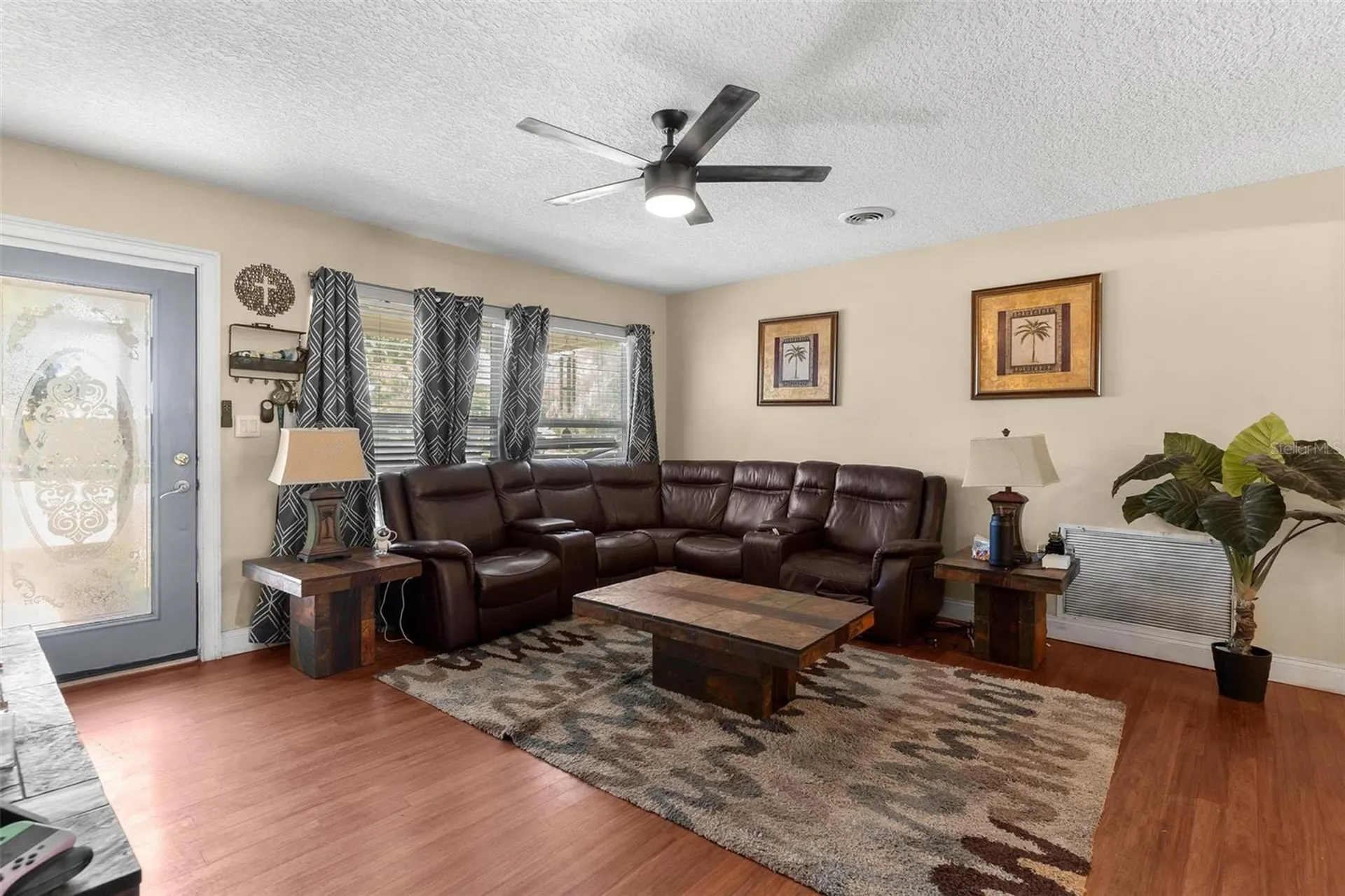 14407 Lake Junietta Drive Tavares FL 32778
