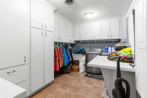 14407 Lake Junietta Drive Tavares FL 32778