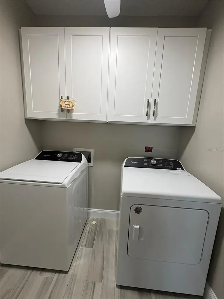 7521 Laureate Boulevard Orlando FL 32827