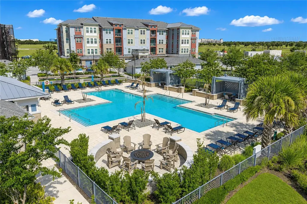 7521 Laureate Boulevard Orlando FL 32827