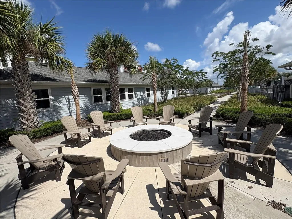 7521 Laureate Boulevard Orlando FL 32827