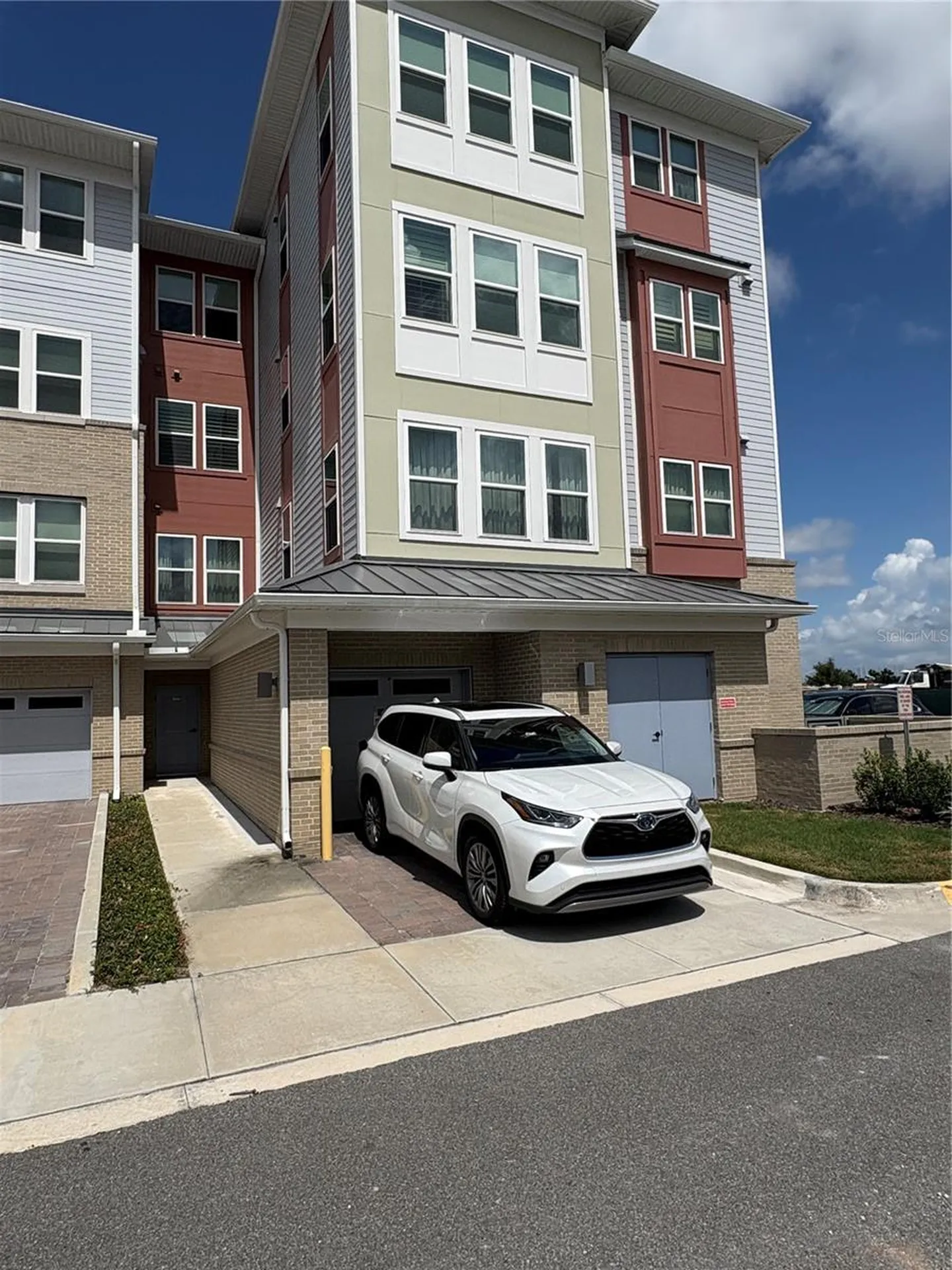 7521 Laureate Boulevard Orlando FL 32827