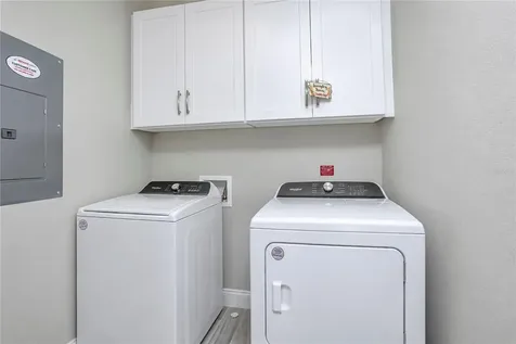 7521 Laureate Boulevard Orlando FL 32827