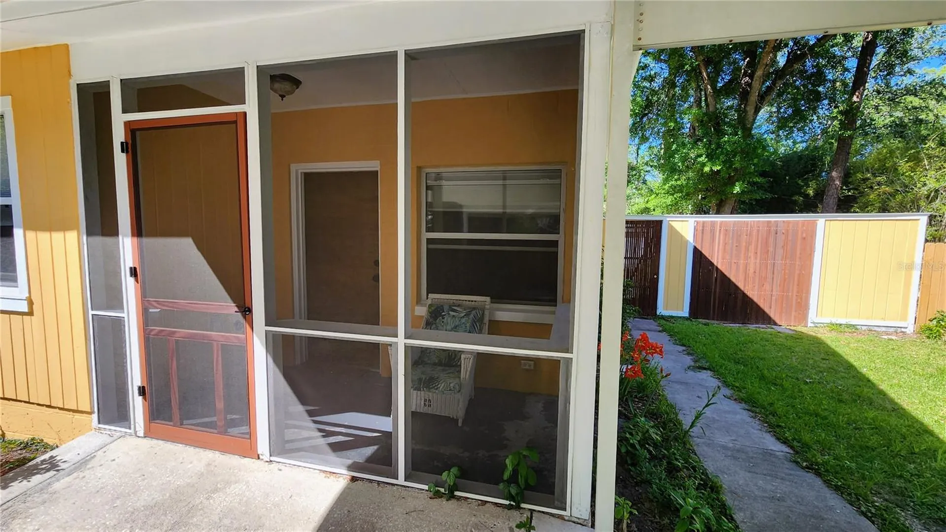 1038 NE 14th Avenue Gainesville FL 32601