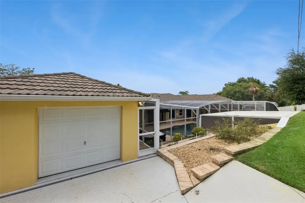 12128 Lakeshore Drive Clermont FL 34711