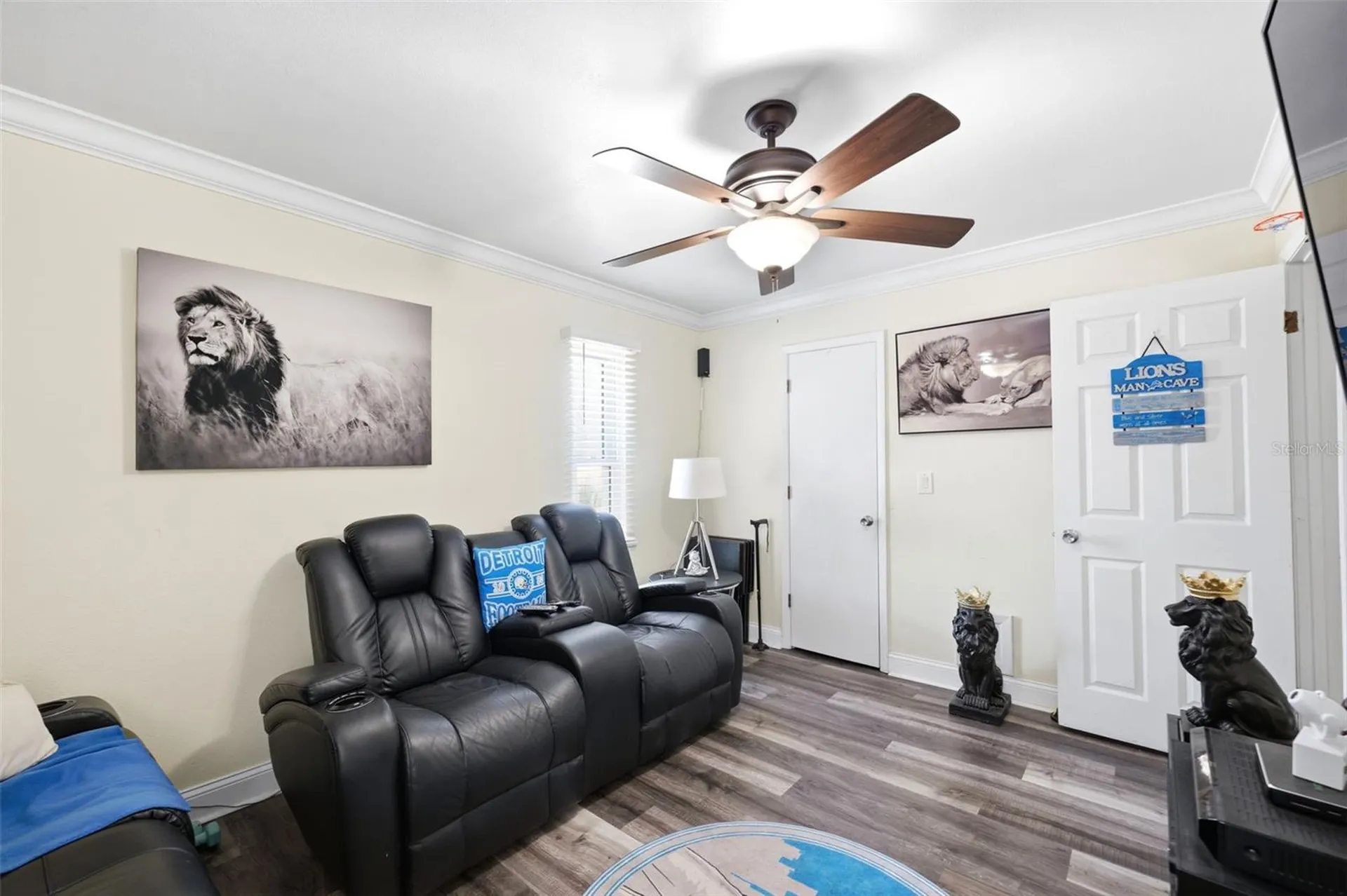 111 69th Avenue N St Petersburg FL 33702