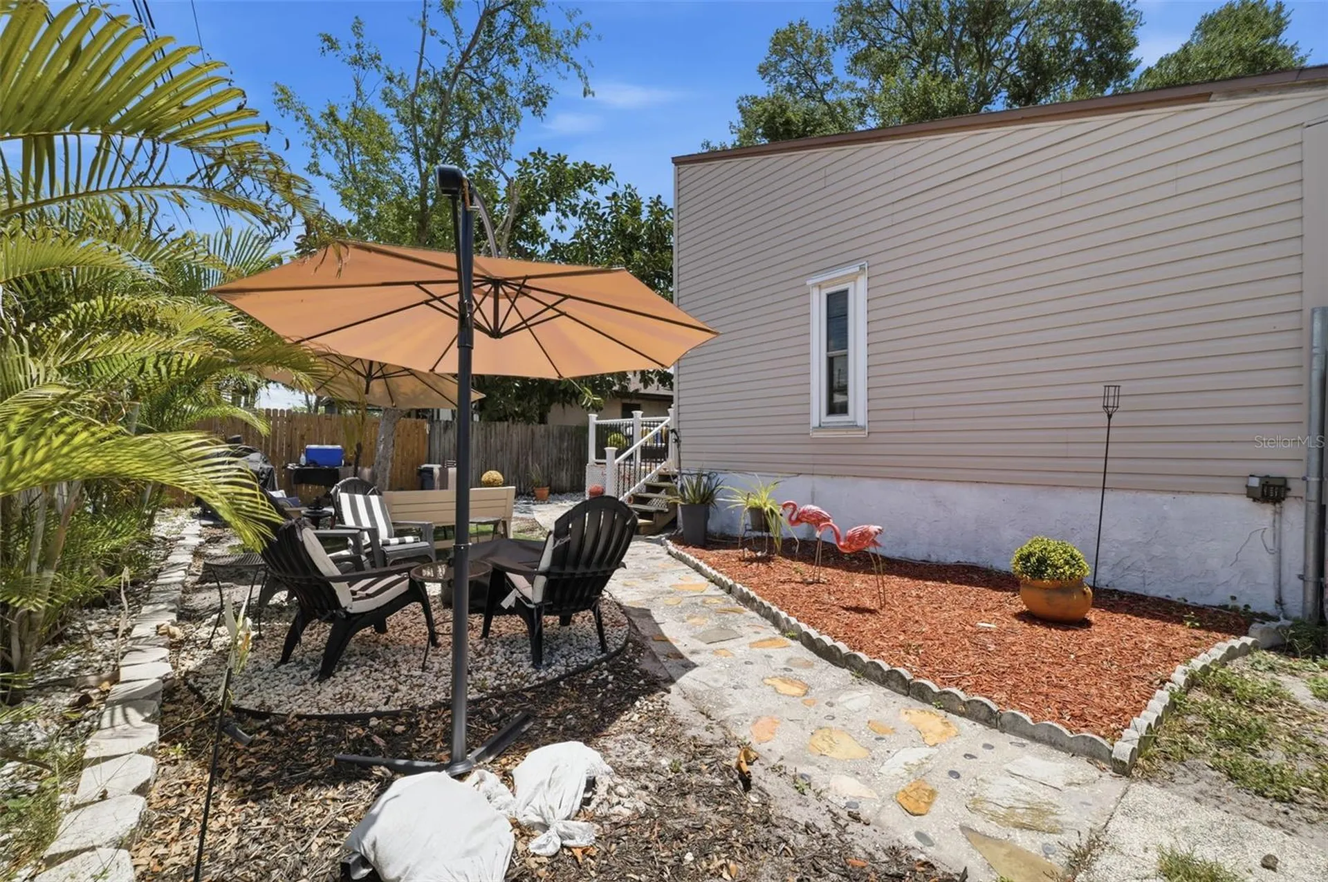 111 69th Avenue N St Petersburg FL 33702