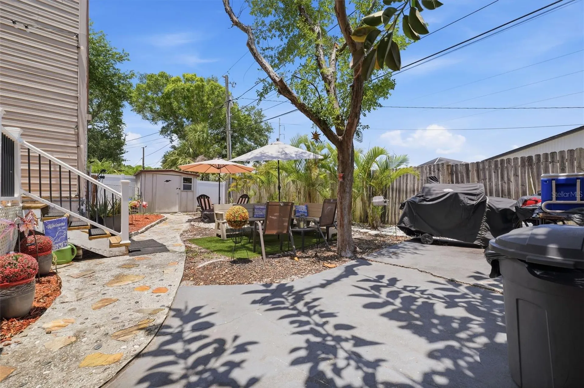 111 69th Avenue N St Petersburg FL 33702