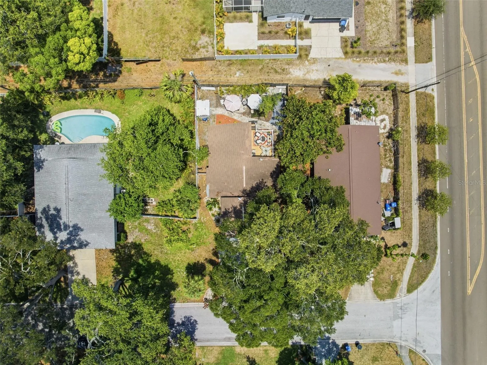111 69th Avenue N St Petersburg FL 33702
