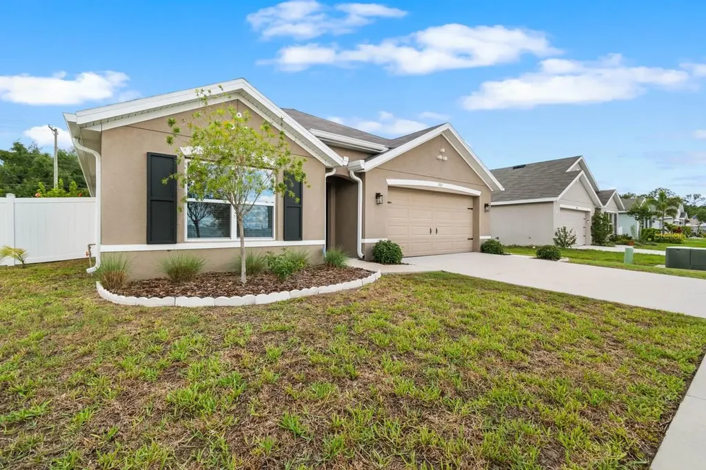 1911 Blue Stream Street Ruskin FL 33570