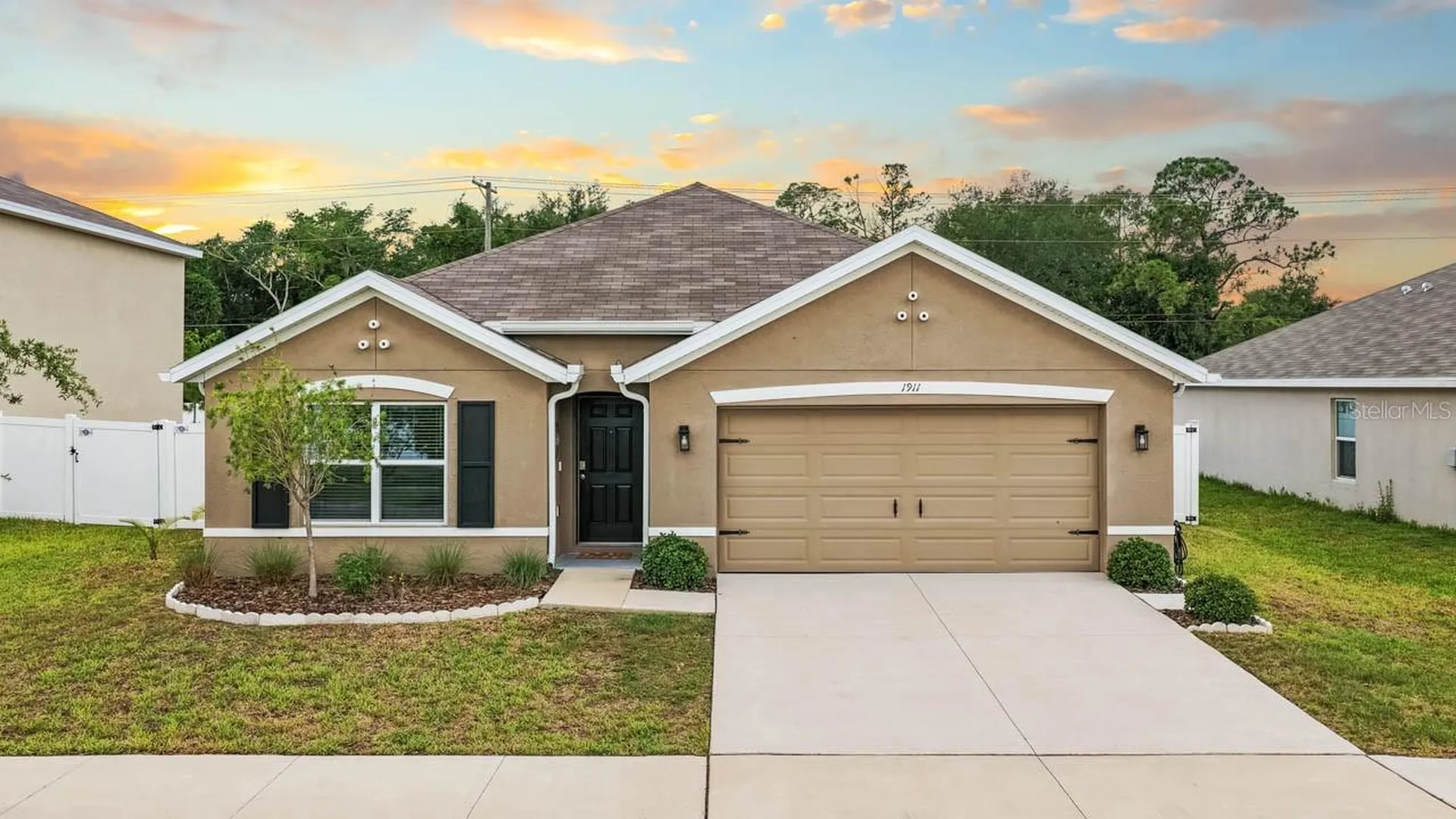 1911 Blue Stream Street Ruskin FL 33570
