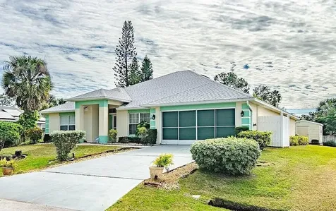 778 NW Hamm Street Palm Bay FL 32907