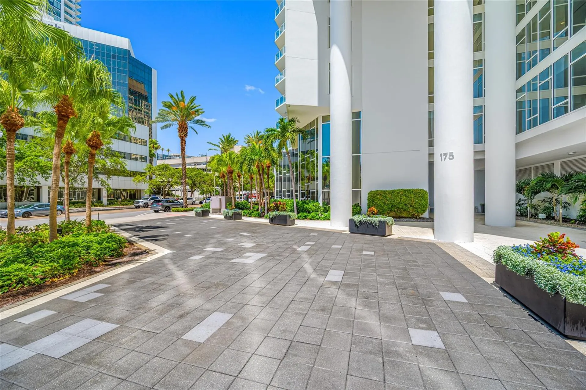 175 1st Street S St Petersburg FL 33701