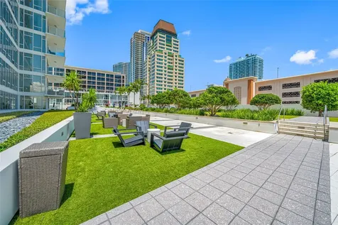 175 1st Street S St Petersburg FL 33701