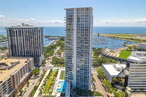 175 1st Street S St Petersburg FL 33701