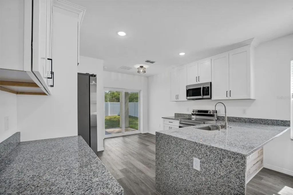 3907 Adell Road Lake Wales FL 33898
