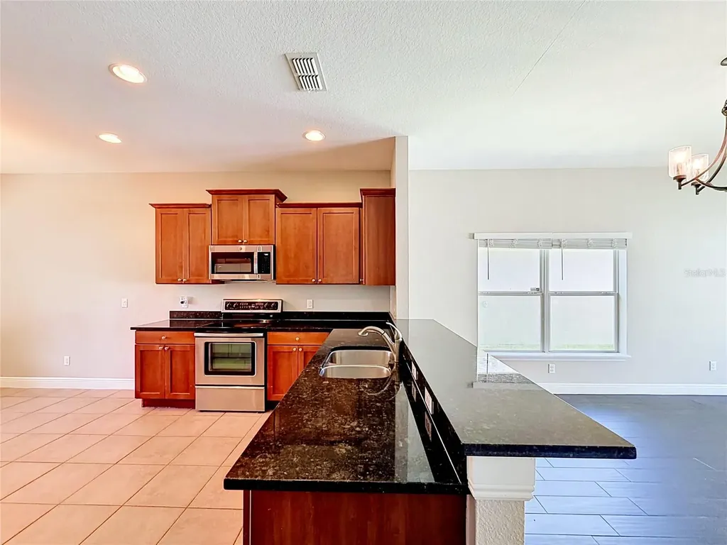 2661 Bullion Loop Sanford FL 32771