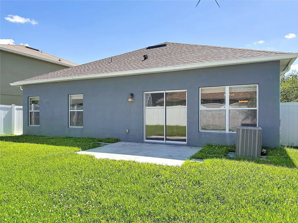 2661 Bullion Loop Sanford FL 32771