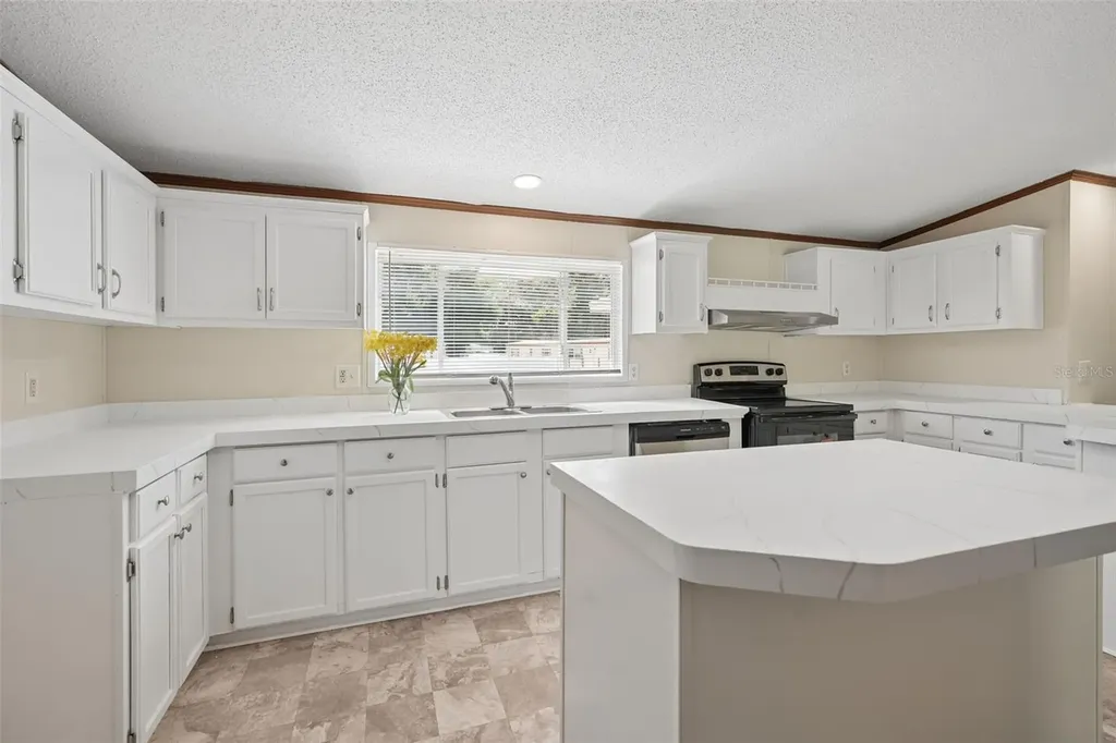 9101 SW 33rd Court Ocala FL 34476