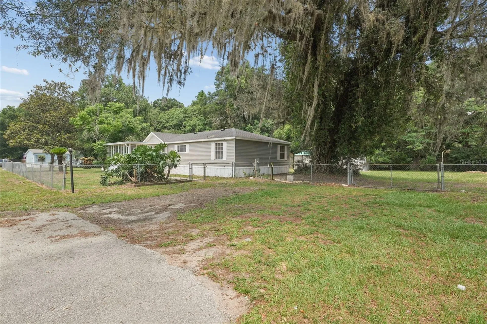 9101 SW 33rd Court Ocala FL 34476