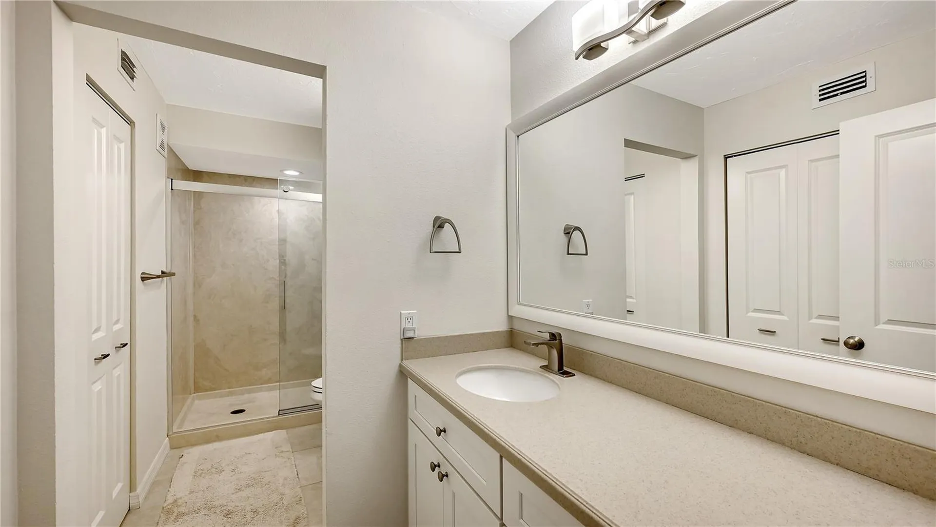 4729 Winslow Beacon Sarasota FL 34235