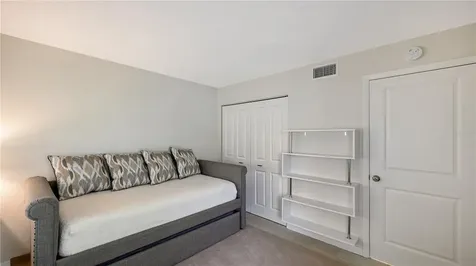 4729 Winslow Beacon Sarasota FL 34235