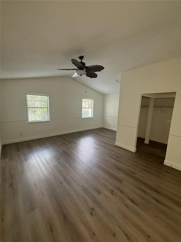 1859 Springwood Circle N Clearwater FL 33763