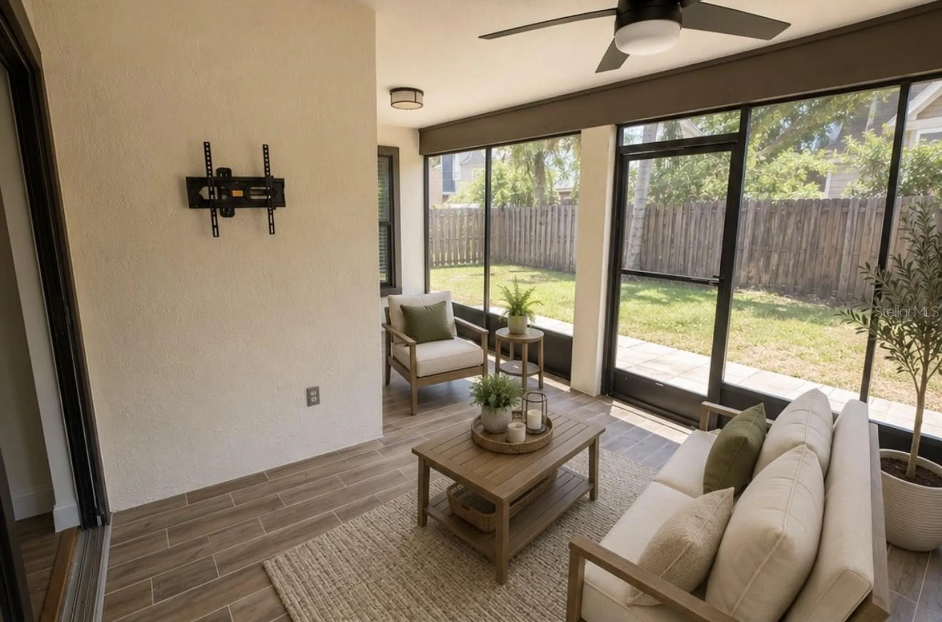 1859 Springwood Circle N Clearwater FL 33763